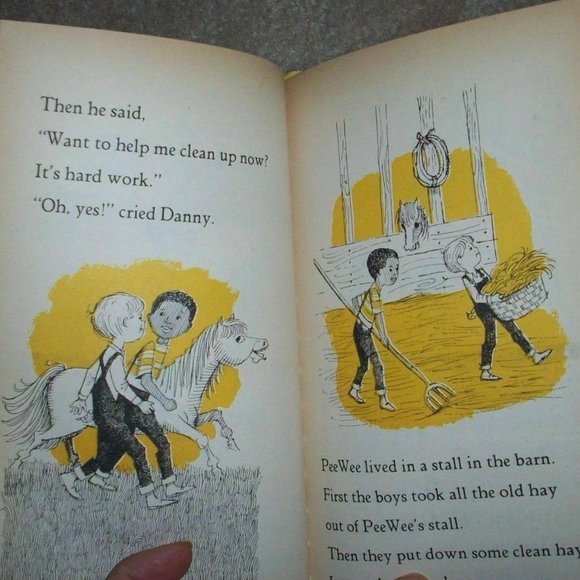 4pc Vintage Kids Books Easy Readers I Wish I had a Pony Grampa's Wonderful Glass - Picture 11 of 12